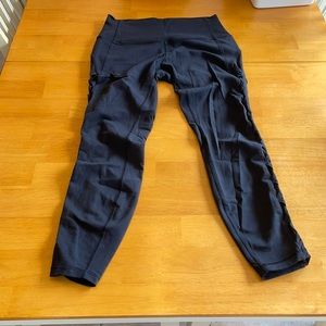 Mesh panel Lululemon leggings